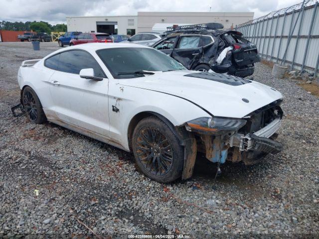  Salvage Ford Mustang
