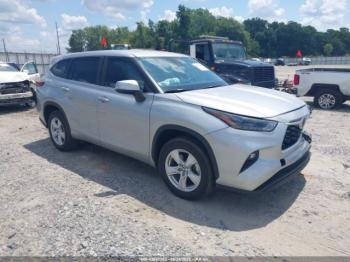  Salvage Toyota Highlander