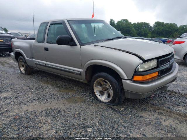  Salvage Chevrolet S-10