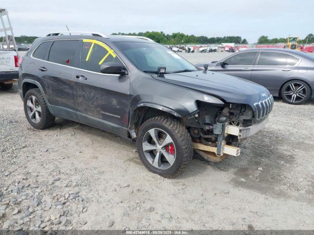  Salvage Jeep Cherokee
