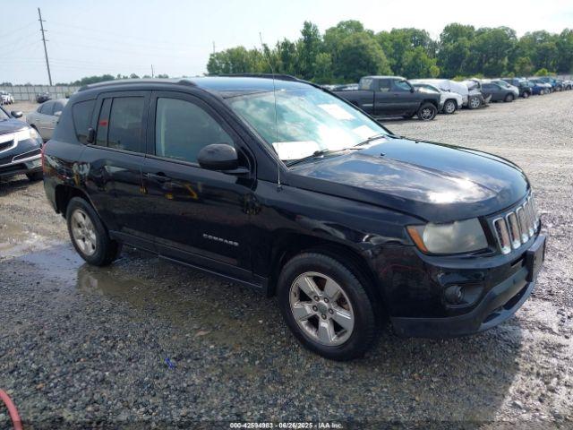  Salvage Jeep Compass