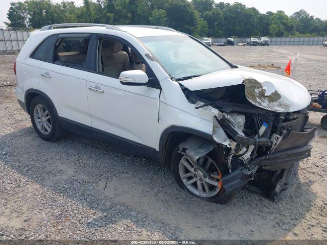  Salvage Kia Sorento