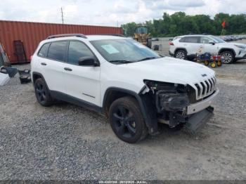  Salvage Jeep Cherokee