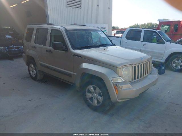  Salvage Jeep Liberty
