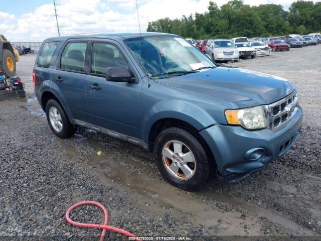  Salvage Ford Escape