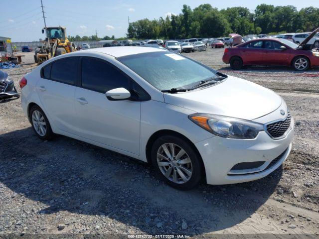  Salvage Kia Forte