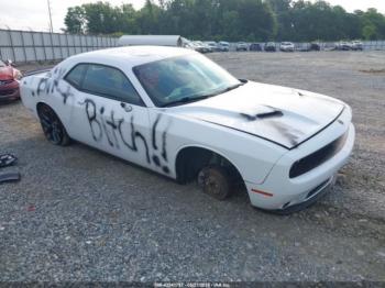  Salvage Dodge Challenger