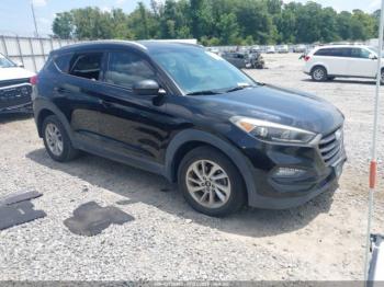  Salvage Hyundai TUCSON