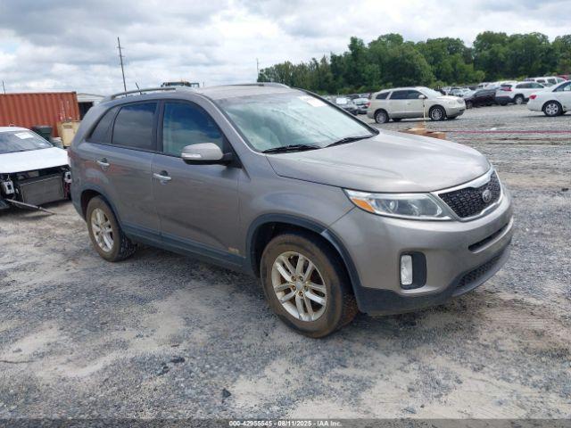  Salvage Kia Sorento