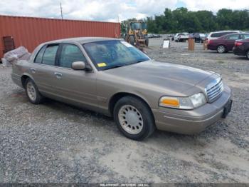  Salvage Ford Crown Victoria