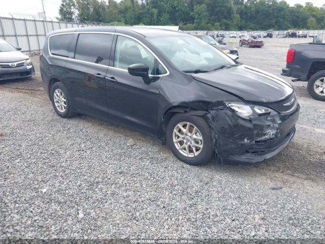  Salvage Chrysler Voyager