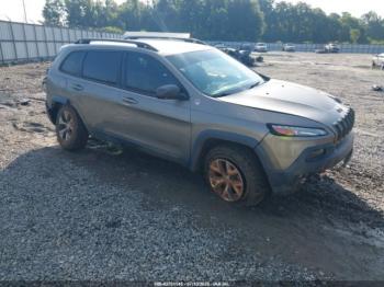  Salvage Jeep Cherokee