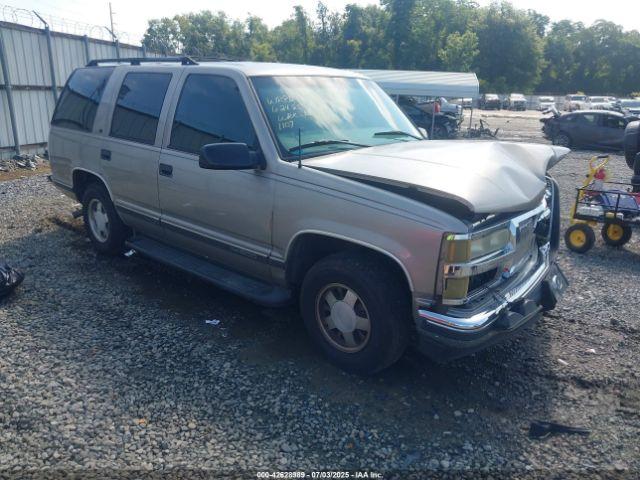  Salvage GMC Yukon