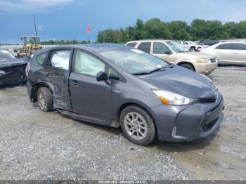  Salvage Toyota Prius v