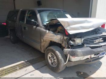  Salvage GMC Sierra 2500