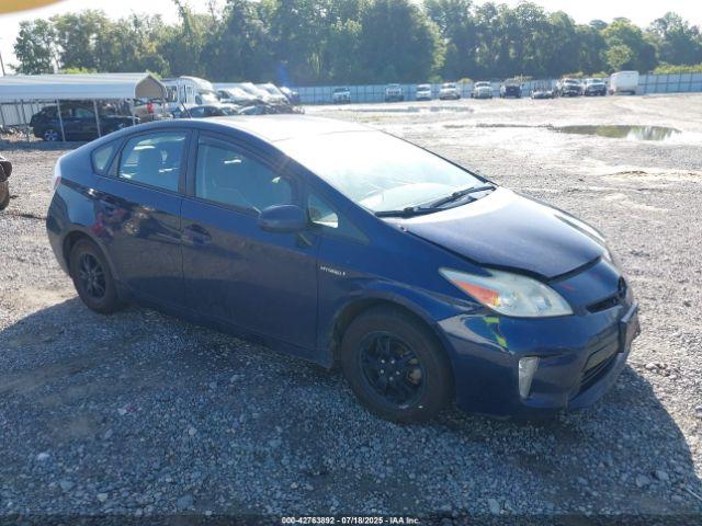  Salvage Toyota Prius