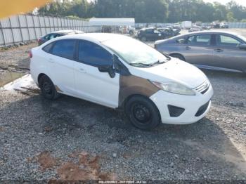  Salvage Ford Fiesta