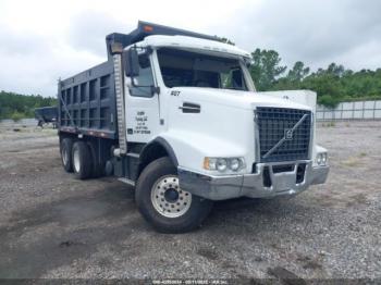  Salvage Volvo Vhd