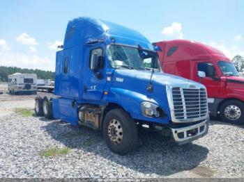  Salvage Freightliner Cascadia 125