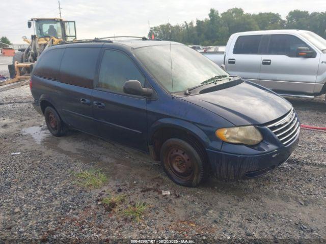  Salvage Chrysler Town & Country