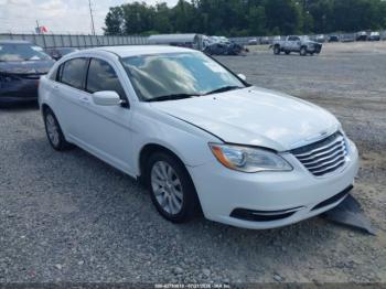  Salvage Chrysler 200