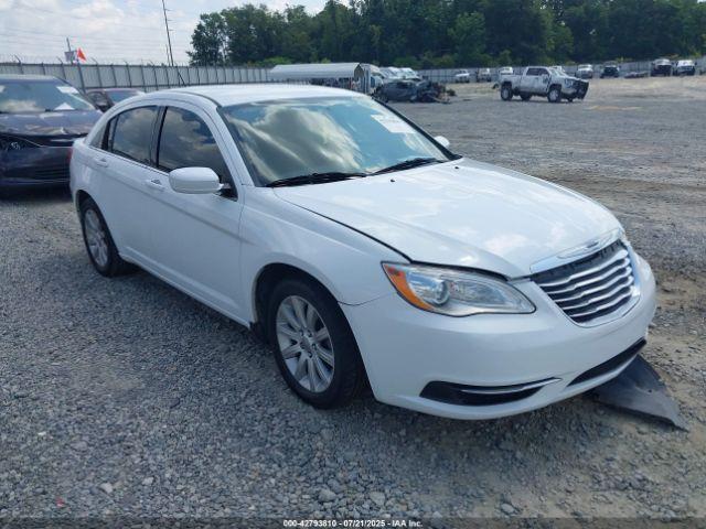  Salvage Chrysler 200