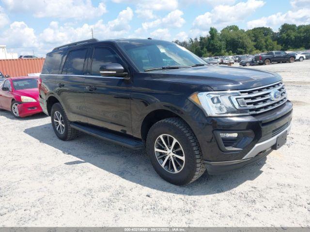  Salvage Ford Expedition