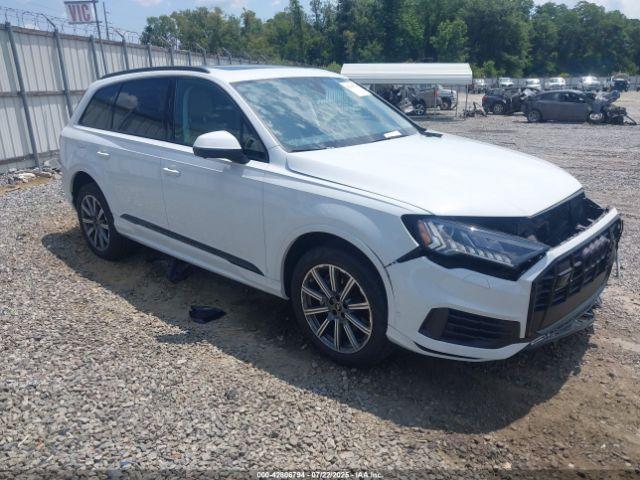  Salvage Audi Q7
