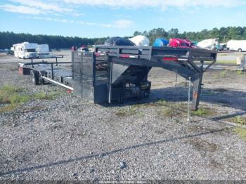  Salvage Cardinal Trailers 30  Gooseneck