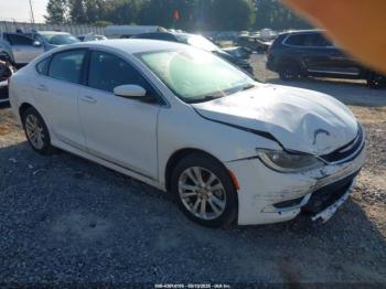  Salvage Chrysler 200