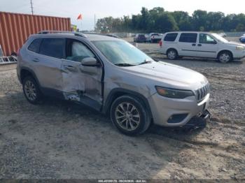  Salvage Jeep Cherokee