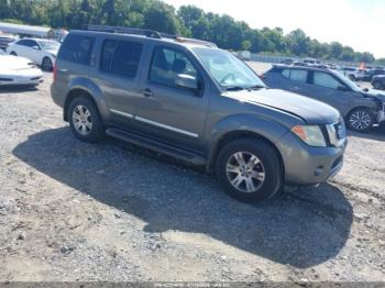  Salvage Nissan Pathfinder