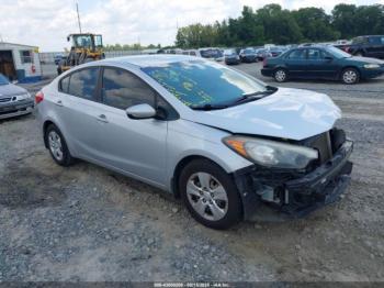  Salvage Kia Forte