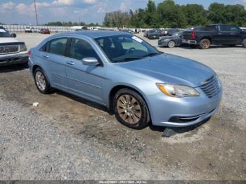  Salvage Chrysler 200