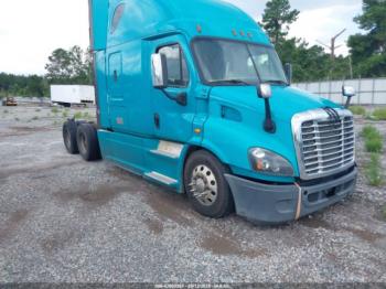  Salvage Freightliner Cascadia 113