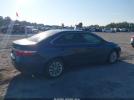 Toyota Camry Le Image 10