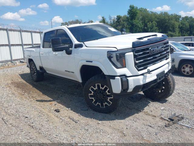 Salvage General Motors Sierra 2500HD