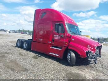  Salvage Freightliner Cascadia 125