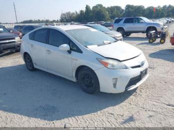  Salvage Toyota Prius