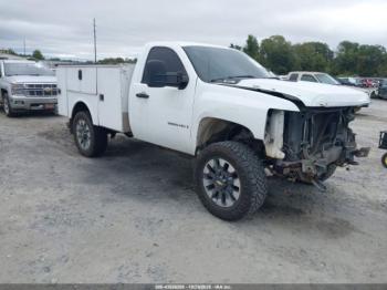  Salvage Chevrolet Silverado 2500