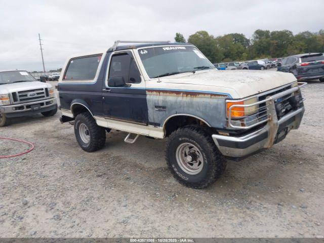  Salvage Ford Bronco