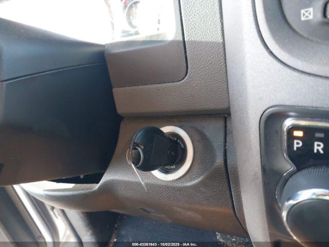 Ram 1500 Express  4x2 5'7 Box Image 9