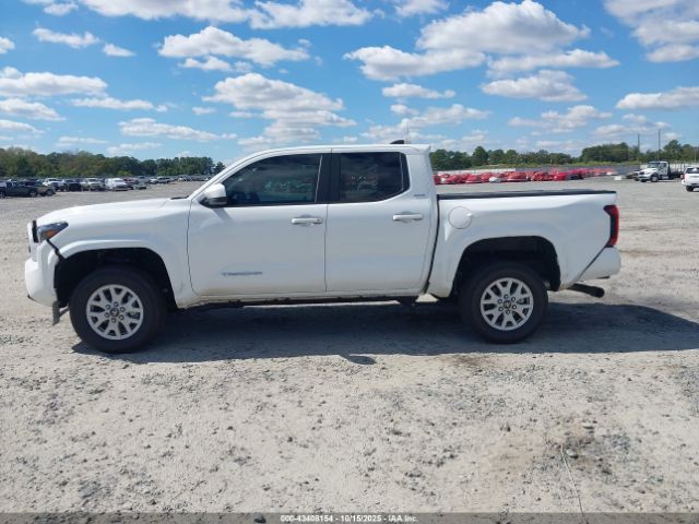 Toyota Tacoma Sr5 2wd Image 16