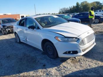  Salvage Ford Fusion