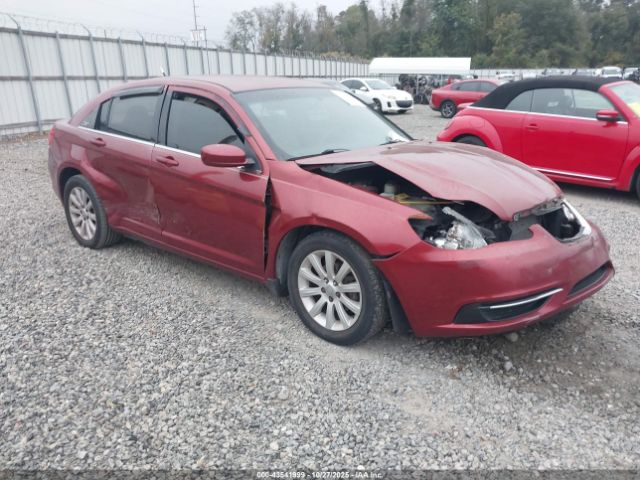 Chrysler 200 Touring Image 1