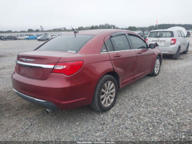 Chrysler 200 Touring Image 7