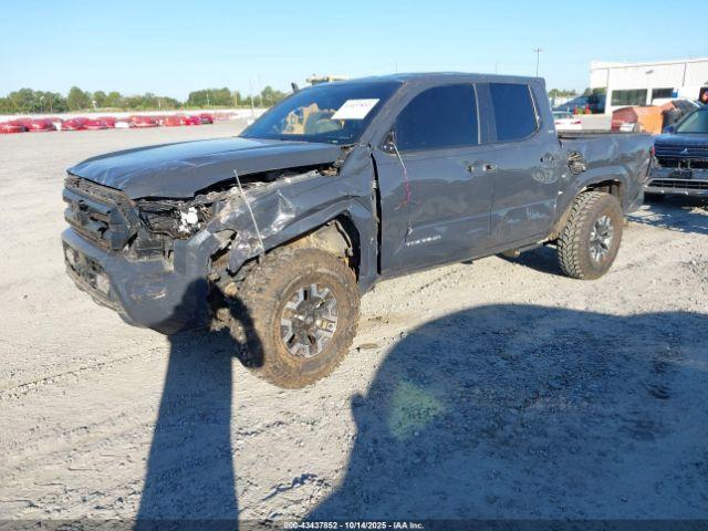 Toyota Tacoma Sr5 Image 2