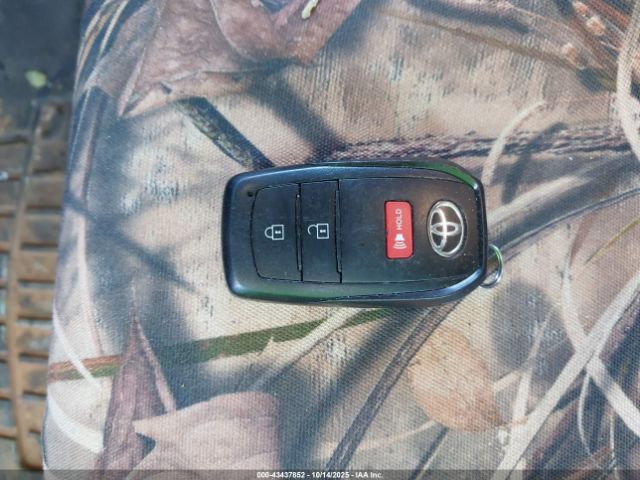 Toyota Tacoma Sr5 Image 6