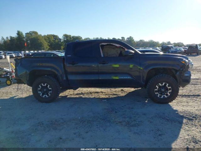 Toyota Tacoma Sr5 Image 7