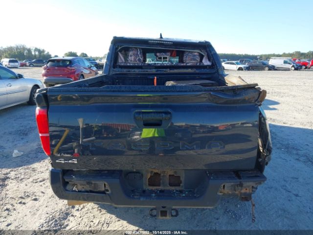 Toyota Tacoma Sr5 Image 15